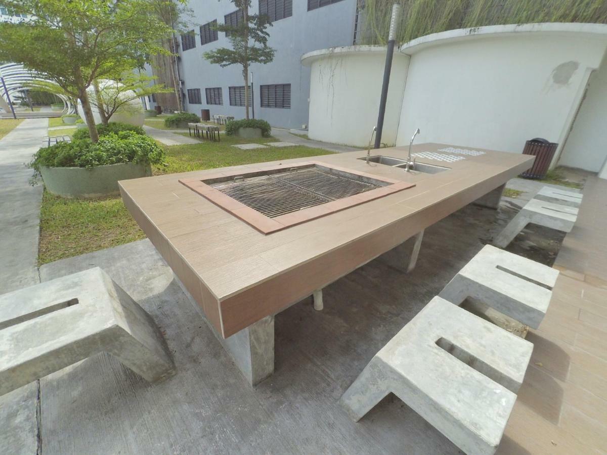 No.3 The Zen @ Puchong Skypod Residence Екстер'єр фото